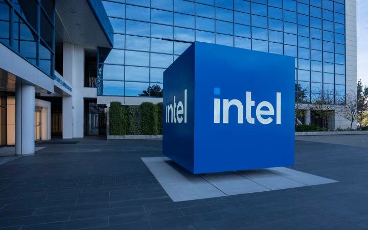 Major Investment: Apollo Global Commits $11 Billion to Intel’s Ireland Plant