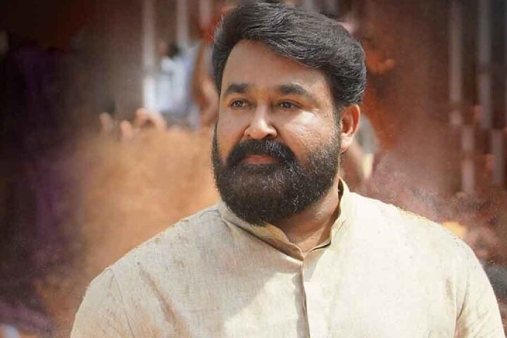 The Malayalam actor Mohanlal has been hospitalized due to breathing problems and advised to stay away from public places, according to reports