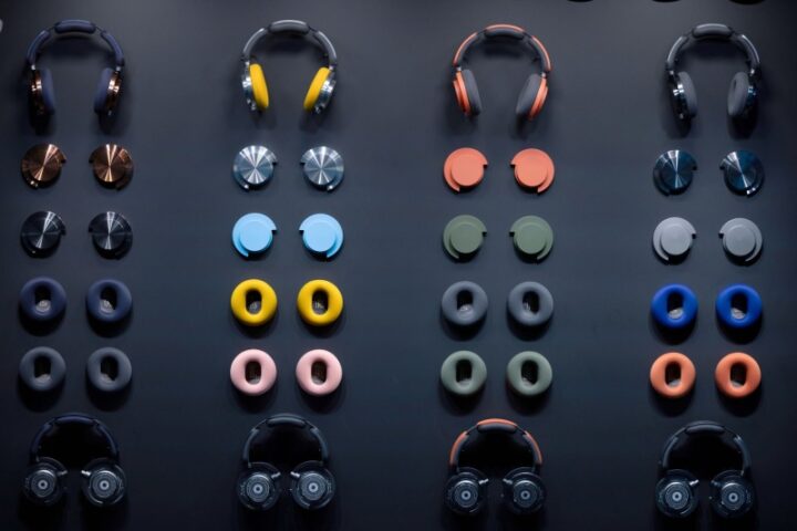 Details about Dyson’s new OnTrac headphones with customizable designs