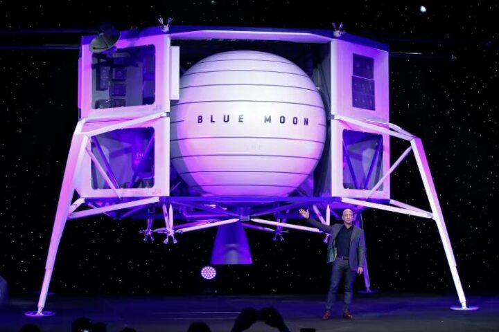 Jeff Bezos’ Blue Origin Launches Uncrewed New Shepard Spacecraft in Texas