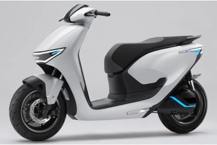 A new teaser confirms that Honda Activa electric scooters to get swappable batteries